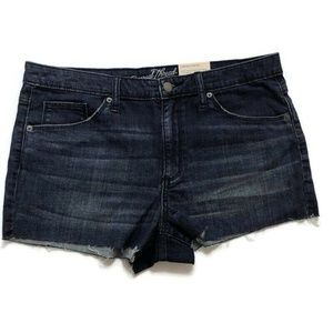 Universal Thread Women’s Dark Wash High-Rise Short